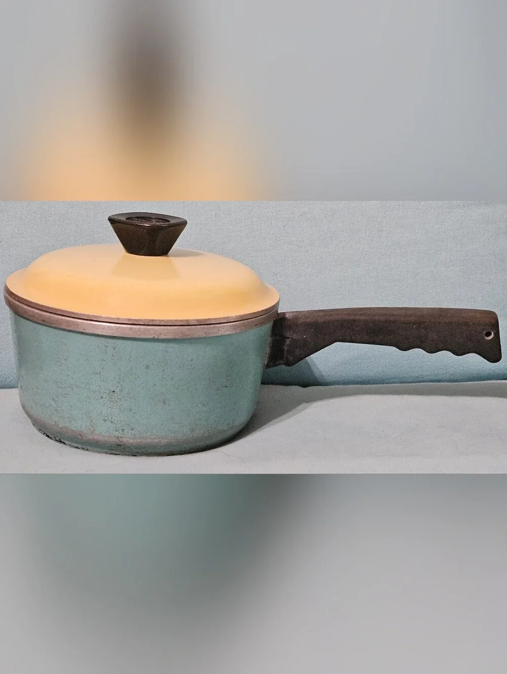 Yellow and Teal Vintage 1.5 Qrt Club Aluminum Sauce Pot with Lid